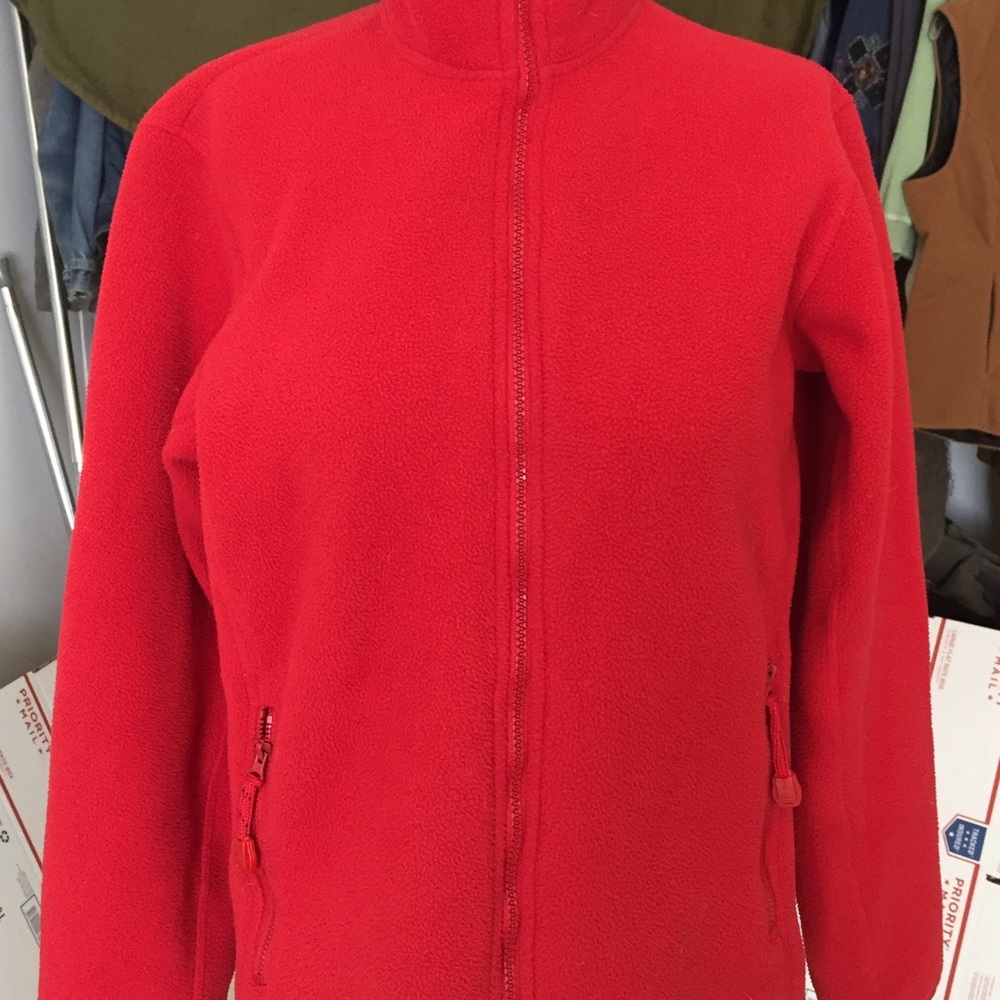 RED JACKET - Picture 2 of 7